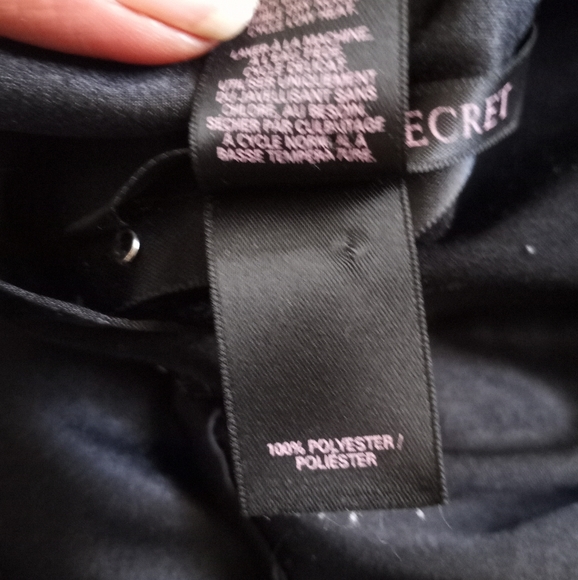 Victoria's Secret Black Satin Short Robe Sz S/M - Picture 6 of 11